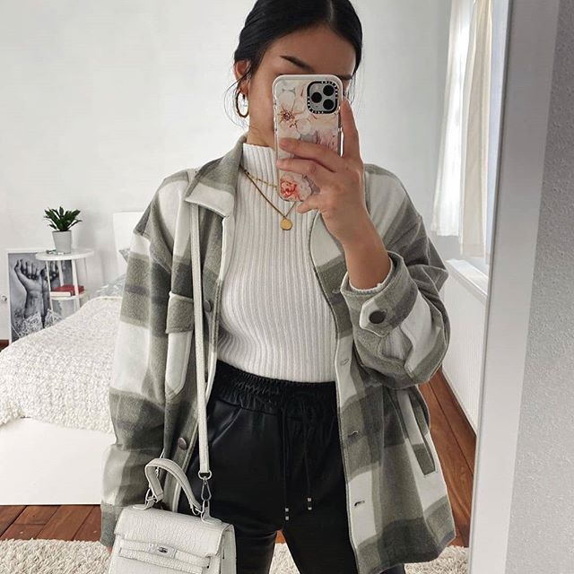 grey-tweed-cargo-coats-clothing-fashion-winter_5a70aac1-4825-41de-a32d-110a0958a349